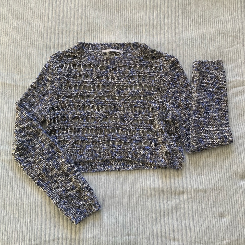 Women’s crop sweater